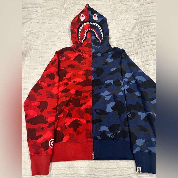 -SOLD- BAPE CAMO SHARK HOODIE - Picture 2 of 11